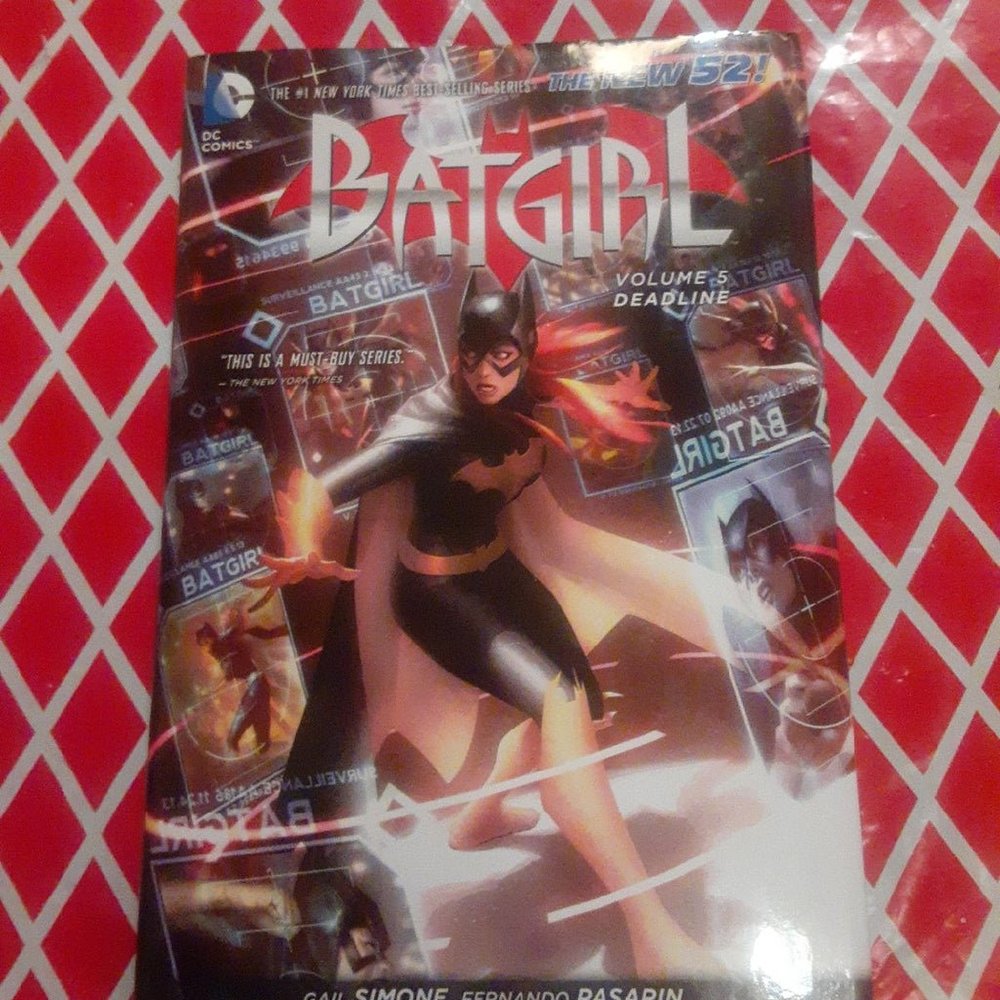 Batgirl volume 5 hardcover Deadline Gail Simone DC COMICS